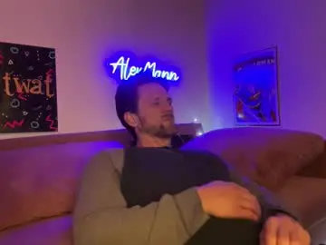 Chaturbate Live Sex of alexmanndickerson