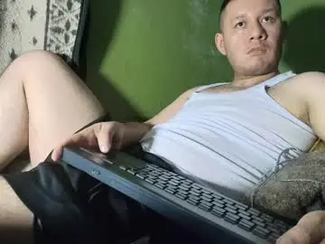 Chaturbate Nude Webcam of hot_guy36