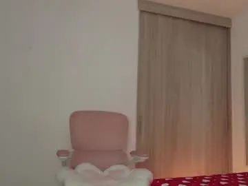 Chaturbate Live Sex Cam of leyre_lerr