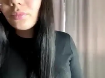 Chaturbate Free Live Porn of linatrixy