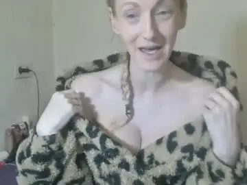 Chaturbate Live Sex Cam of mistressmilly32