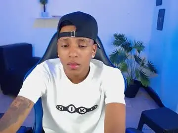 Chaturbate Nude Webcam of ostinn18