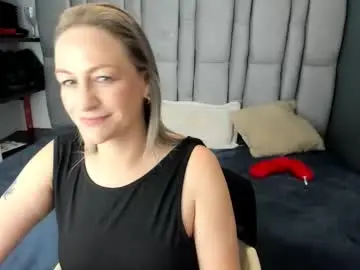 Chaturbate Sex Cam of charlot_milf