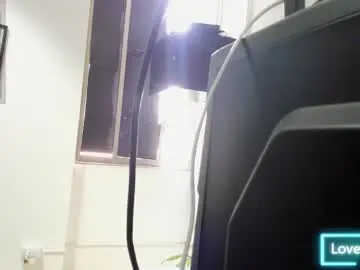 Chaturbate Free Live Porn of aaronhunter__