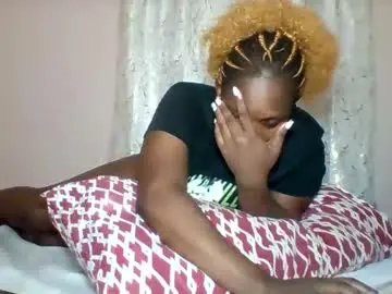 Chaturbate Best live sex cam show of assqueen4