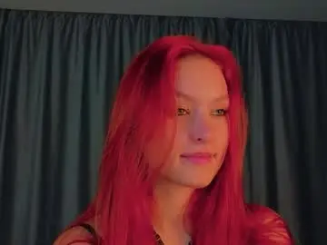 Chaturbate Live Sex Cam of gildedkitten