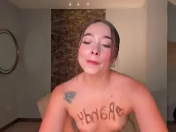 Chaturbate Live Sex of alinakravitz_