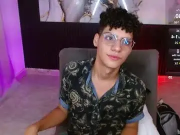 Chaturbate Adult Video Chat of andreh_hot