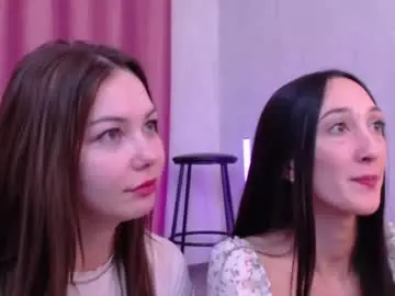 Chaturbate Live Sex Cam of adriana_meow246