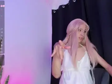 Chaturbate Live Sex Cam of envyfangs