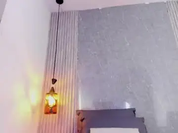 Chaturbate Live Sex Cam of little_melody1