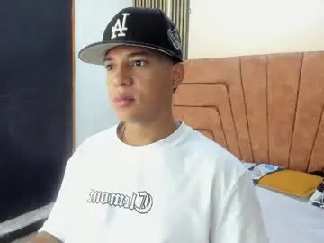 Chaturbate Adult Video Chat of mathy_robert