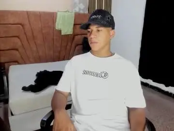 Chaturbate Live Sex of mathy_robert