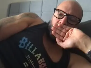 Chaturbate Watch Live Sex Cams of pleasesitonmycock