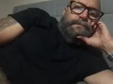 Chaturbate Sex Chat of pleasesitonmycock