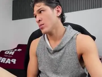 Chaturbate Sex Chat of soyraydimarco_