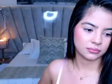 Chaturbate Live Sex Cam of layla_breezee_