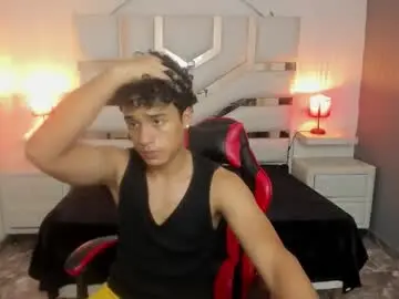 Chaturbate Free Live Porn of maxevanns