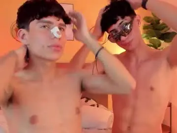 Chaturbate Watch Live Sex Cams of novawheeler