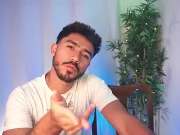 Chaturbate Live Sex Cam of damon_frost