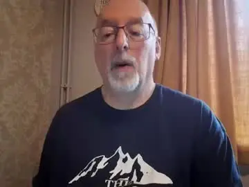 Chaturbate Live Sex Cam of dutchunclejohn