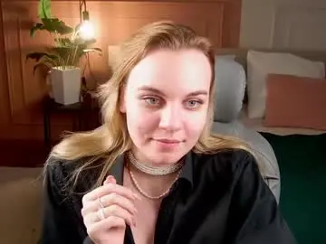 Chaturbate Watch Live Sex Cams of glow_margo