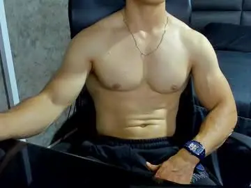 Chaturbate Nude Webcam of juliansexxx16