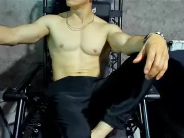 Chaturbate Nude Webcam of juliansexxx16