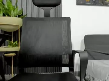 Chaturbate Sex Cam of juliansexxx16