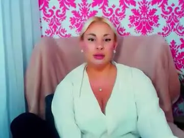 Chaturbate Best live sex cam show of luxuriaaa