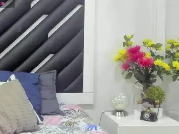 Chaturbate Nude Webcam of mara_lore