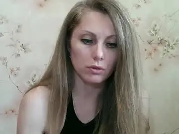 Chaturbate Free Porn Cam of roxyfox18x01