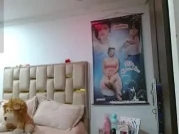 Chaturbate Live Sex Cam of sunflower_dance