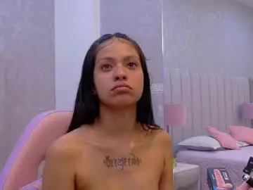 Chaturbate Adult Video Chat of emily__stef