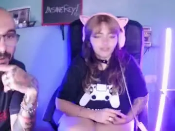 Chaturbate Free Live Porn of hornymoon7w7