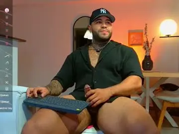 Chaturbate Sex Chat of michael_salens