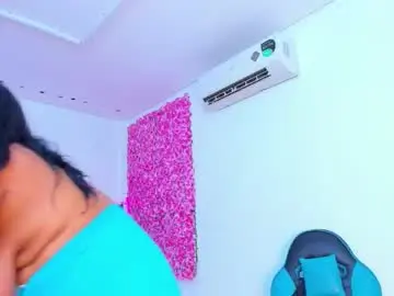 Chaturbate Best live sex cam show of saraapril_1