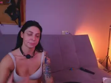 Chaturbate Adult Webcams of carrie_moonshine