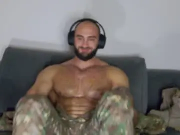 Chaturbate Live Sex Cam of dariomuscle1993