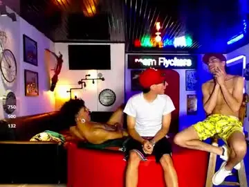 Chaturbate Live Porn of flyckers