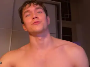 Chaturbate Live Sex Cam of johnnnyhorny