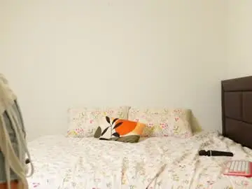 Chaturbate Adult Webcam of kiraavery11