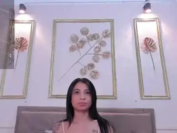 Chaturbate Live Sex Cam of sophie_sweet8
