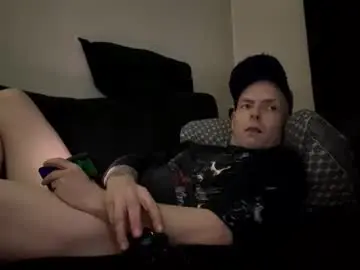 Chaturbate Sex Cam of alex_essex69