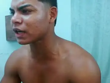 Chaturbate Sex Cam of brucestroud