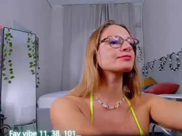 Chaturbate Adult Webcam of milf_tea