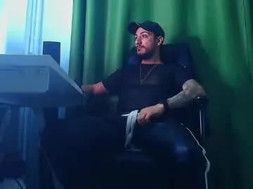 Chaturbate Watch Live Sex Cams of romaniamaster1