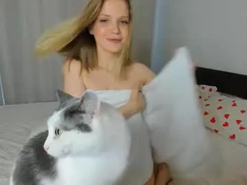 Chaturbate Adult Video Chat of xloe_queen