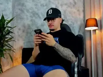 Chaturbate Adult Webcams of boyc02_