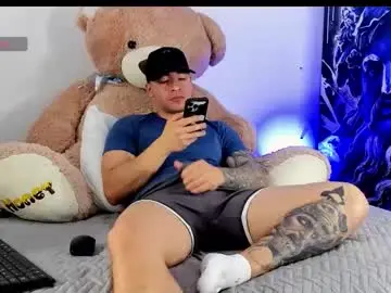 Chaturbate Free Live Porn of boyc02_